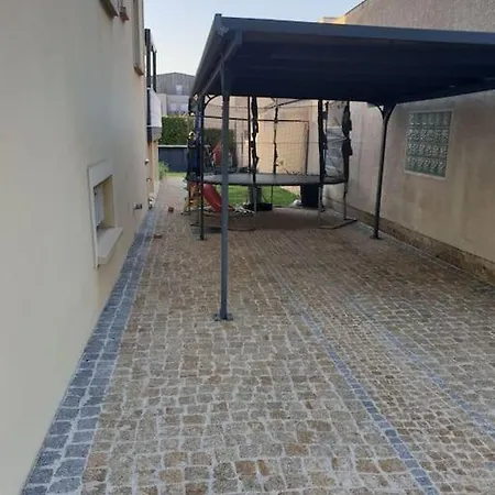 Logement Proche Disneyland Et Paris Pomponne Extérieur photo